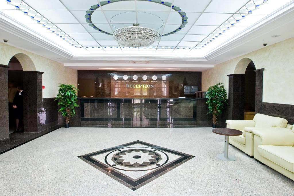 Hotel Westa Minsk Exterior foto